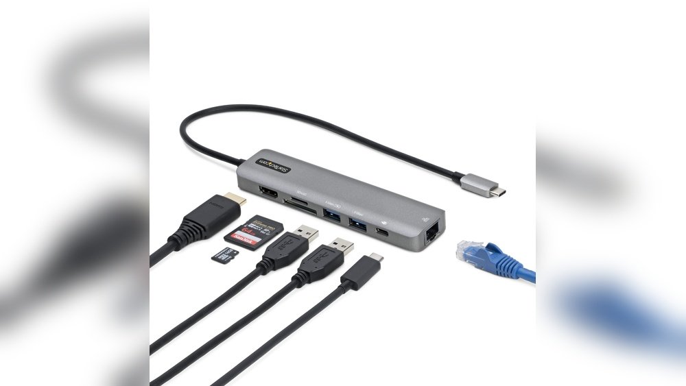 top 5 portable laptop chargers for long international flights