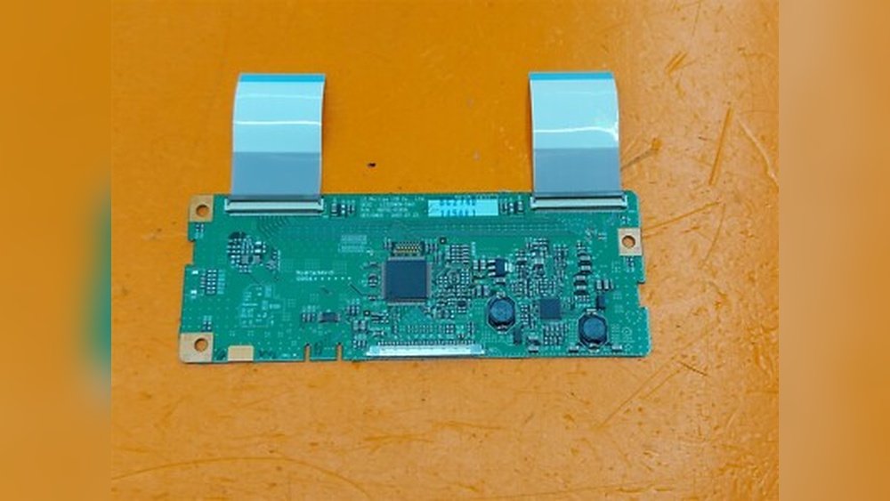 How to Fix Vertical Lines on a Laptop Screen: T-Con Board Vs. Ribbon Cable